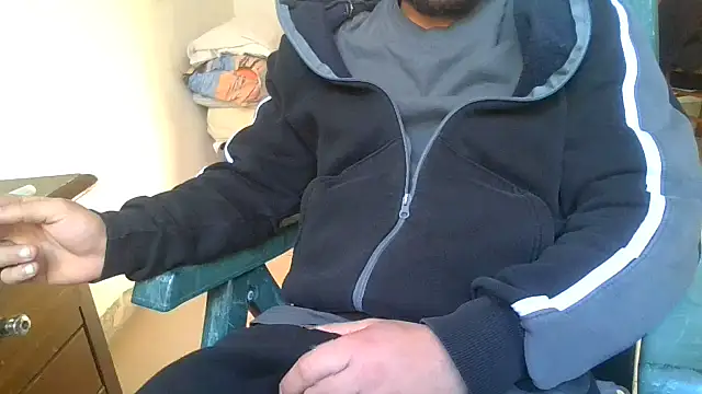 Snapshot of malessere1846 chatting on October 2025 01:30:01 PM malessere1846 online show from October 2025 01:30:01 PM