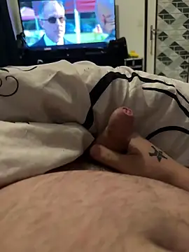 Badking9377 online show from September 2025 05:24:02 PM