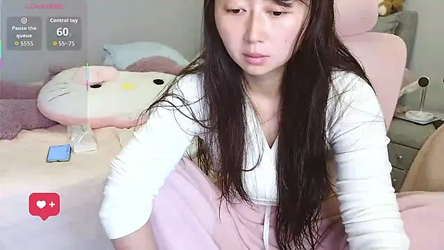 Snapshot of Diva_VVN chatting on April 2026 02:04:02 AM Diva VVN online show from April 2026 02:04:02 AM