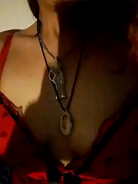 lindurabella online show from September 2025 10:15:01 AM