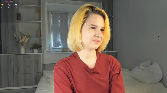 Snapshot of AgnesSonnek chatting on September 2025 01:18:01 AM AgnesSonnek online show from September 2025 01:18:01 AM