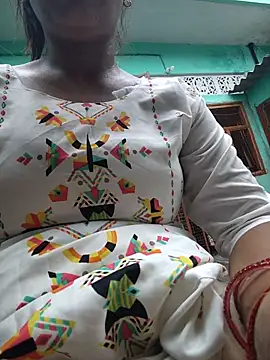 Snapshot of your_favourite_bhabhi chatting on July 2026 07:02:02 AM your favourite bhabhi online show from July 2026 07:02:02 AM