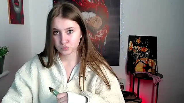 Snapshot of Milka_kamila chatting on February 2026 02:35:01 PM Milka kamila online show from February 2026 02:35:01 PM