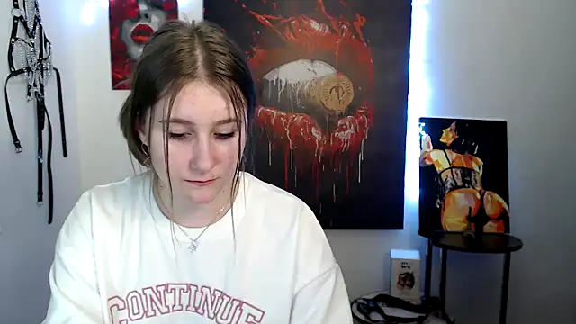 Snapshot of Milka_kamila chatting on March 2026 02:57:01 PM Milka kamila online show from March 2026 02:57:01 PM