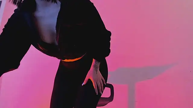 AnnaraLein online show from January 2026 03:45:02 AM