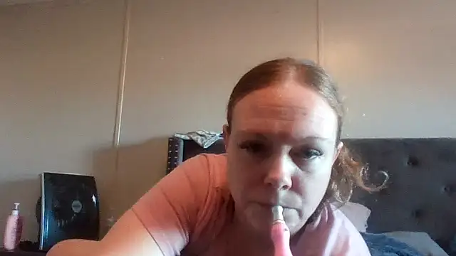 Snapshot of roughdiamond35 chatting on October 2025 04:36:02 PM roughdiamond35 online show from October 2025 04:36:02 PM