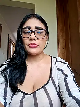 Monse--145 online show from April 2026 07:33:01 PM