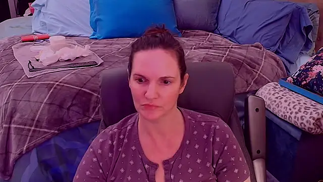 ninajaymes online show from December 2025 01:34:02 AM