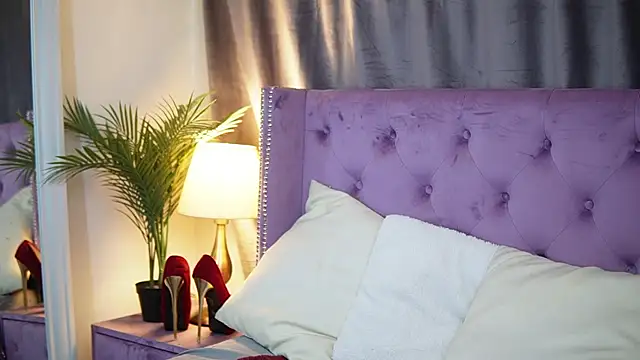 SaraiAngel online show from February 2026 10:33:01 PM