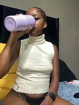 Littlebunny33 online show from March 2026 07:52:01 PM