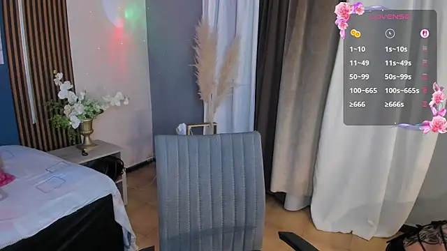 La Diabla 111  online show from February 2026 08:49:01 PM