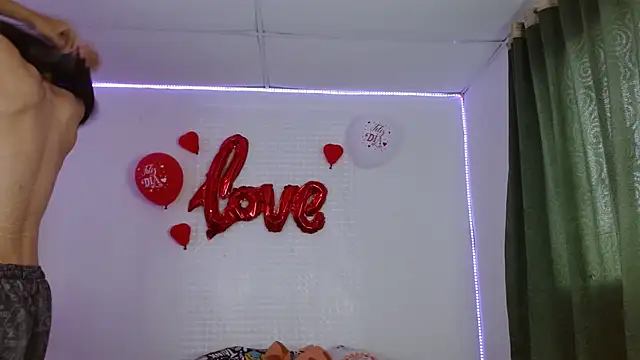 Lucy y Jacob online show from September 2025 06:57:01 PM