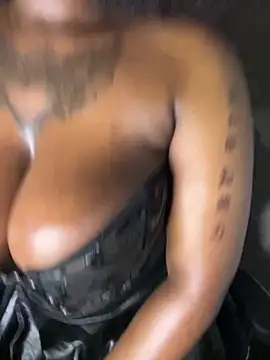 QUEEN NOBUHLE 777 online show from November 2025 08:42:02 PM