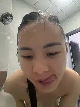 Snapshot of Songji088 chatting on October 2025 05:52:01 AM Songji088 online show from October 2025 05:52:01 AM