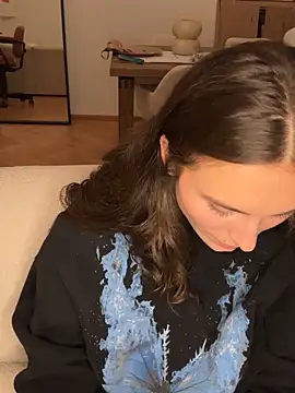 Snapshot of SophiiaStarr chatting on October 2025 07:00:01 PM SophiiaStarr online show from October 2025 07:00:01 PM