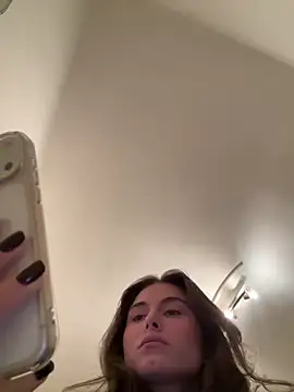 Snapshot of SophiiaStarr chatting on December 2025 07:19:02 PM SophiiaStarr online show from December 2025 07:19:02 PM