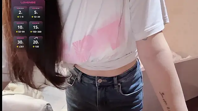 xiaoyun 666 online show from November 2025 10:48:01 AM