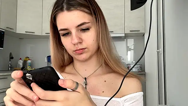 Denni Spilber online show from October 2025 07:09:02 AM