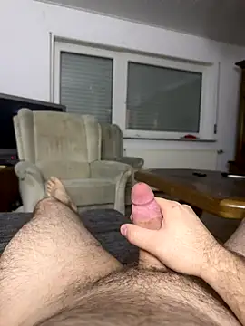 Snapshot of flamur_albania chatting on November 2025 05:56:02 PM flamur albania online show from November 2025 05:56:02 PM