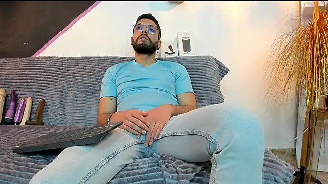 DanteWinter online show from March 2026 03:41:02 AM