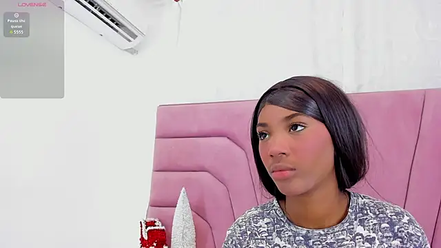 MarianRosse online show from November 2025 08:21:02 PM