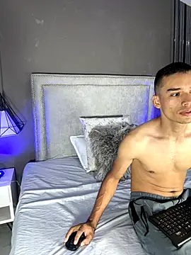 Tasha and Karl online show from September 2025 03:10:02 AM