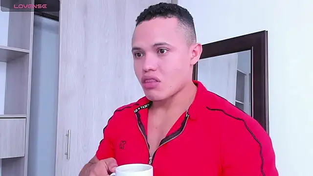 KingLevi01 online show from September 2025 04:34:01 PM