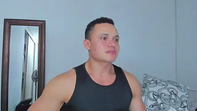 KingLevi01 online show from June 2026 03:33:01 AM