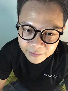 datnguyenvn online show from February 2026 11:25:01 AM