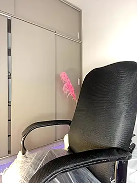 Charlottediolet online show from September 2025 11:32:02 AM