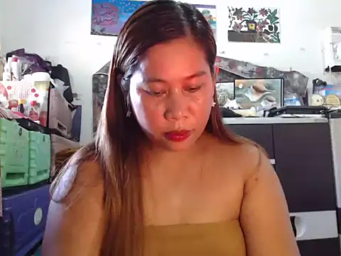 Snapshot of filipina_beauty chatting on May 2026 12:27:02 AM filipina beauty online show from May 2026 12:27:02 AM