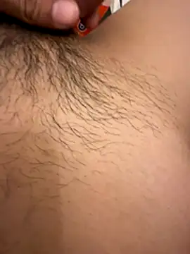 hieutran777 online show from December 2025 02:23:01 PM