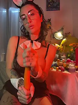 Snapshot of nikkaanderic chatting on April 2026 03:31:02 PM nikkaanderic online show from April 2026 03:31:02 PM