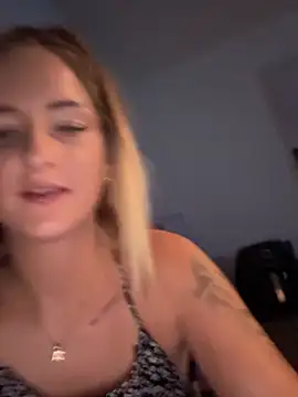 Snapshot of Lyra_XX chatting on July 2026 10:38:02 PM Lyra XX online show from July 2026 10:38:02 PM