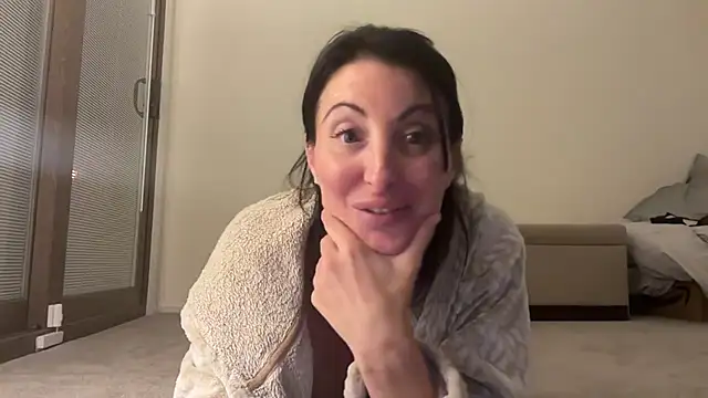 NurseStephania online show from October 2025 05:46:01 AM