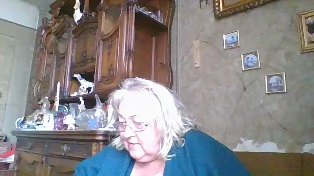 Lala-Love56 online show from September 2025 09:44:01 AM