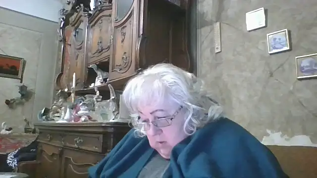 Lala-Love56 online show from October 2025 05:00:01 PM