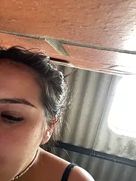 amberbakee online show from November 2025 05:02:01 PM