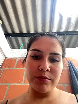 amberbakee online show from December 2025 07:22:01 PM