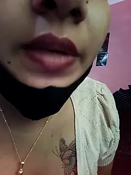 Snapshot of Samiya3344 chatting on October 2025 02:32:01 AM Samiya3344 online show from October 2025 02:32:01 AM