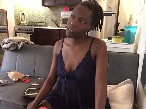 Snapshot of littyleesh1 chatting on May 2026 08:48:02 PM littyleesh1 online show from May 2026 08:48:02 PM