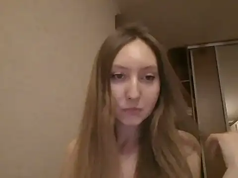 Auraleya online show from November 2025 12:17:01 PM