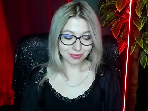 loveHeidi online show from March 2026 05:33:02 AM