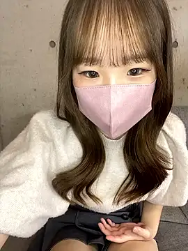 maika 3 online show from October 2025 04:11:01 AM
