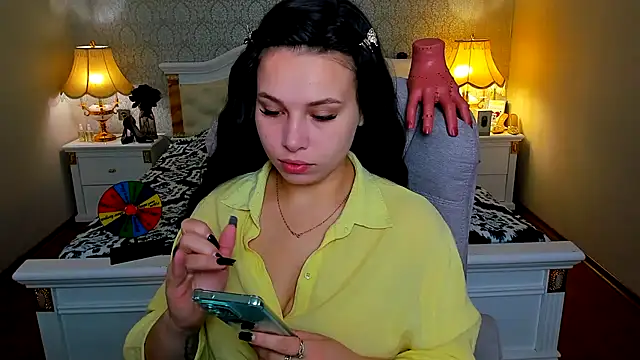 OmniaSher online show from November 2025 10:03:01 AM