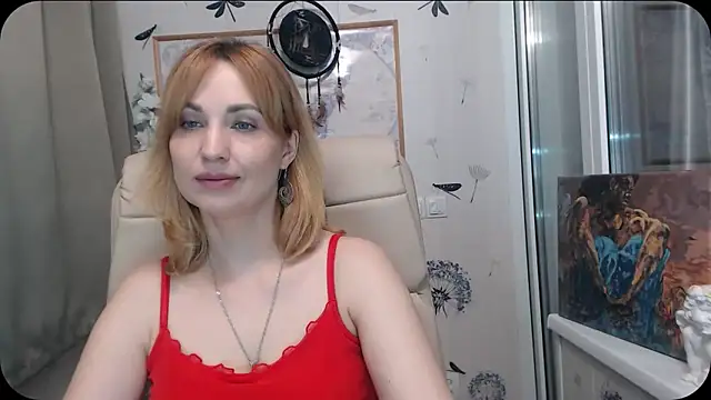 Snapshot of KatrinAlluring chatting on April 2026 05:41:01 AM KatrinAlluring online show from April 2026 05:41:01 AM