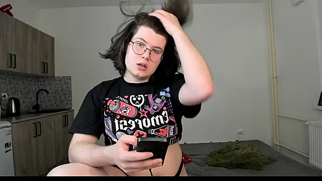 Snapshot of Derek_Shameless chatting on February 2026 04:54:02 PM Derek Shameless online show from February 2026 04:54:02 PM