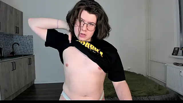 Snapshot of Derek_Shameless chatting on February 2026 03:15:02 PM Derek Shameless online show from February 2026 03:15:02 PM