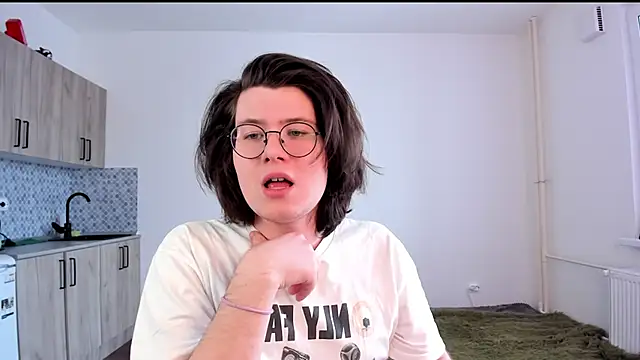 Snapshot of Derek_Shameless chatting on February 2026 12:45:02 PM Derek Shameless online show from February 2026 12:45:02 PM