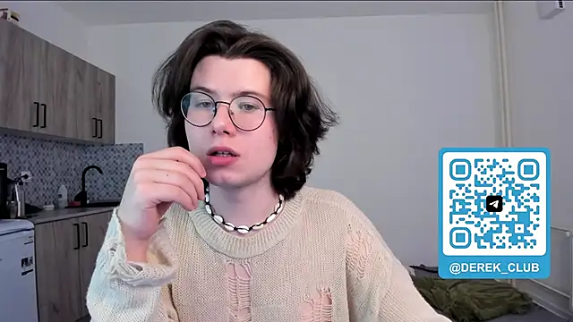 Snapshot of Derek_Shameless chatting on April 2026 09:06:02 PM Derek Shameless online show from April 2026 09:06:02 PM